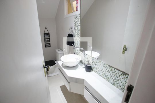 Lavabo de casa para alugar com 3 quartos, 120m² em Freguesia (jacarepaguá), Rio de Janeiro