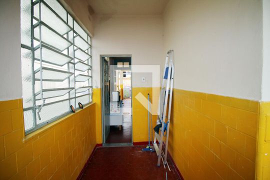 Varanda Fundos de casa para alugar com 2 quartos, 95m² em Cordovil, Rio de Janeiro