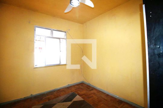 Quarto 1 de casa para alugar com 2 quartos, 95m² em Cordovil, Rio de Janeiro