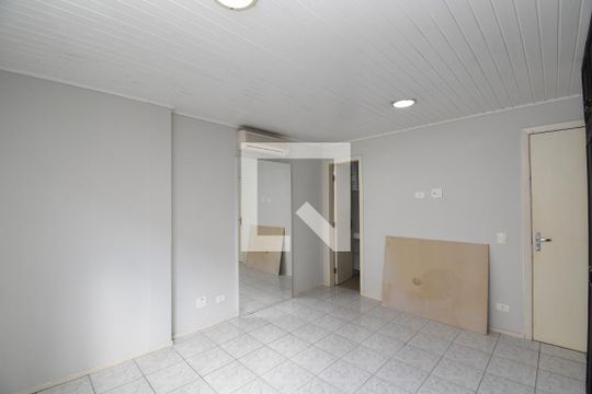 Suíte de apartamento para alugar com 3 quartos, 100m² em Cabral, Curitiba