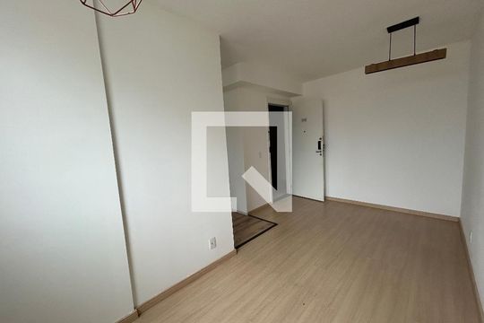 Sala de apartamento à venda com 2 quartos, 48m² em Piedade, Rio de Janeiro