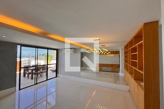 Sala de apartamento à venda com 2 quartos, 160m² em Recreio dos Bandeirantes, Rio de Janeiro