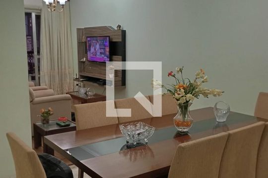 Sala  de apartamento para alugar com 2 quartos, 120m² em Campo Grande, Santos
