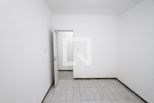 Quarto 1 de casa para alugar com 2 quartos, 100m² em Dom Bosco, Belo Horizonte