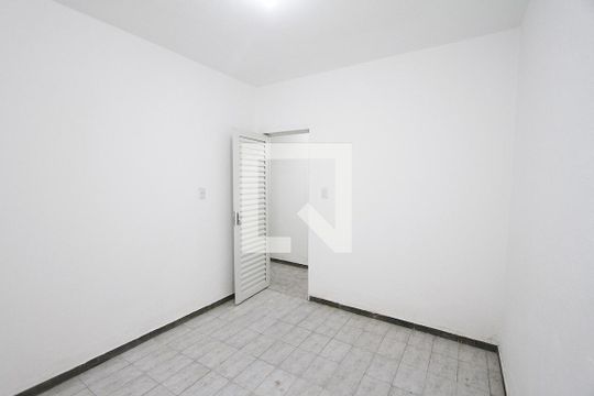 Quarto 1 de casa para alugar com 2 quartos, 100m² em Dom Bosco, Belo Horizonte
