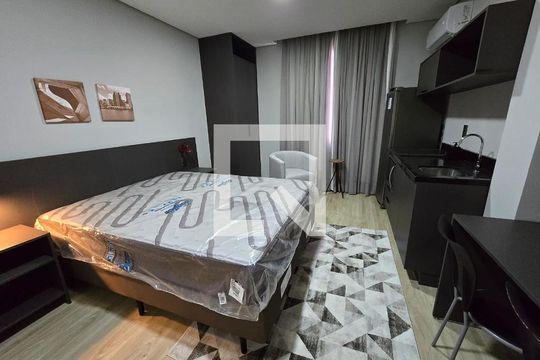 Sala/Quarto/Cozinha de apartamento à venda com 1 quarto, 35m² em Centro Histórico, Porto Alegre