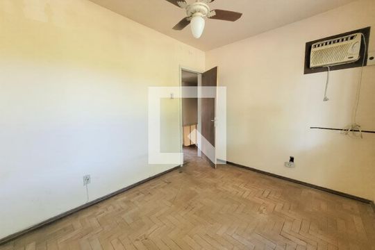Quarto 1 de casa à venda com 3 quartos, 130m² em Jardim Botânico, Porto Alegre