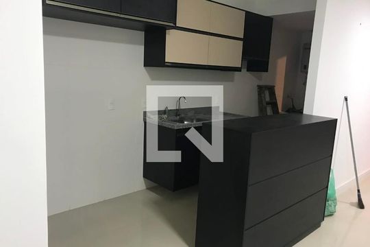 Cozinha de apartamento à venda com 2 quartos, 77m² em Santa Paula, São Caetano do Sul