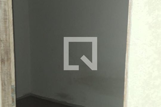 Quarto 2 de casa à venda com 2 quartos, 393m² em Piqueri, São Paulo