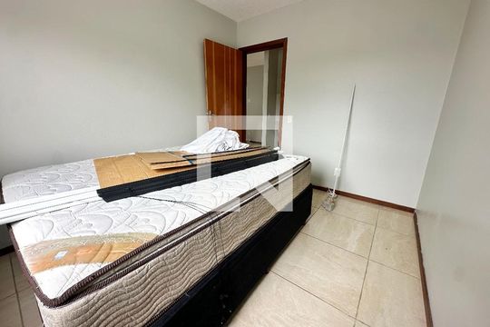 Quarto 2 de apartamento para alugar com 2 quartos, 50m² em Areias, São José