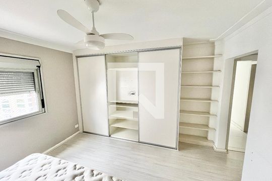 Quarto -  1 Suíte de apartamento para alugar com 3 quartos, 208m² em Santana, São Paulo