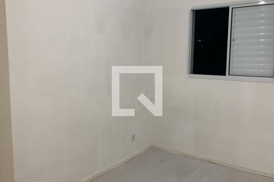 Quarto de apartamento para alugar com 2 quartos, 47m² em Jardim Sandra, Cotia