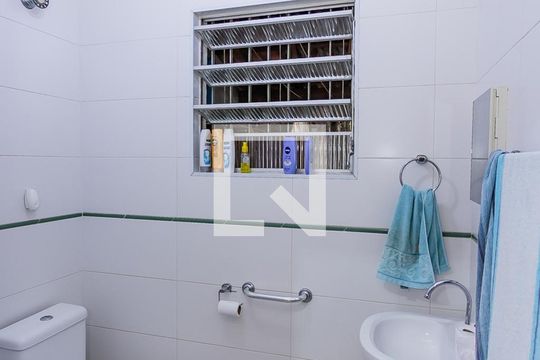 Banheiro de casa à venda com 1 quarto, 210m² em Vila Pirituba, São Paulo