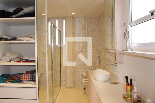 Apartamento para alugar com 5 quartos, 330m² em Consolação, São Paulo