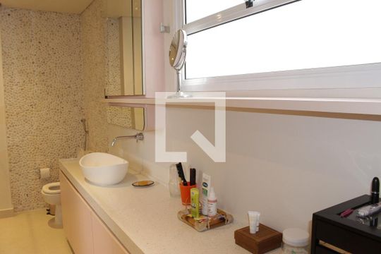 Apartamento para alugar com 5 quartos, 330m² em Consolação, São Paulo