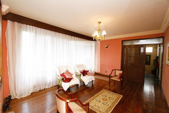 Sala de casa para alugar com 4 quartos, 500m² em Santa Lúcia, Belo Horizonte
