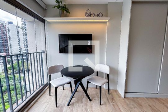 Kitnet/Studio para alugar com 1 quarto, 28m² em Sumaré, São Paulo