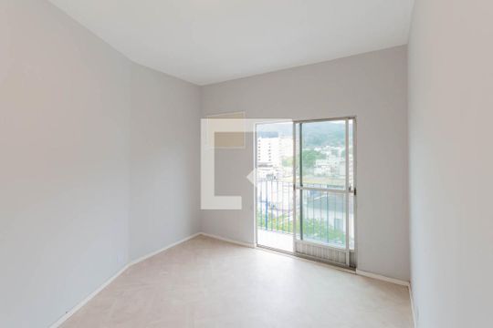 Quarto 1 de apartamento à venda com 2 quartos, 64m² em Grajaú, Rio de Janeiro