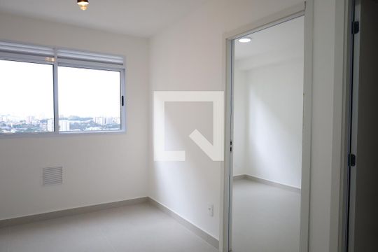 Apartamento para alugar com 2 quartos, 40m² em Veleiros, São Paulo