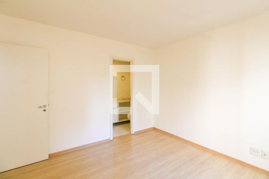 Suíte de apartamento para alugar com 2 quartos, 60m² em Marechal Rondon, Canoas