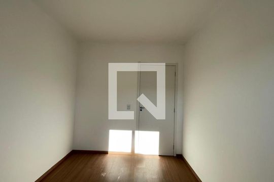 Apartamento à venda com 2 quartos, 66m² em Scharlau, São Leopoldo