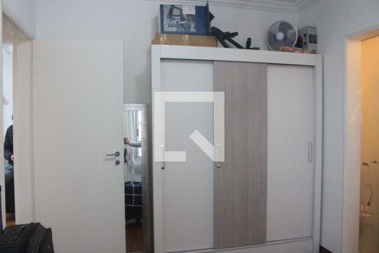 Suíte de apartamento para alugar com 2 quartos, 113m² em Santo Antônio, São Caetano do Sul