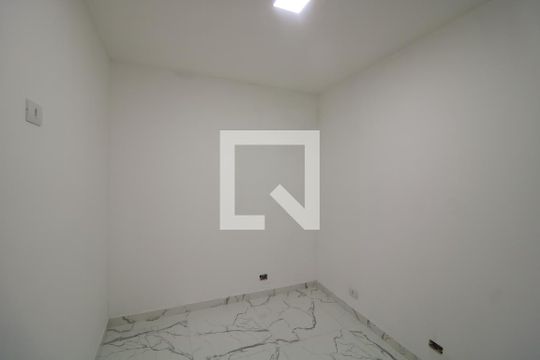 Quarto 2 de apartamento para alugar com 2 quartos, 40m² em Vila Celeste, São Paulo