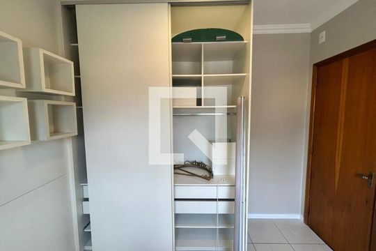 Quarto 2 de casa à venda com 3 quartos, 100m² em Harmonia, Canoas