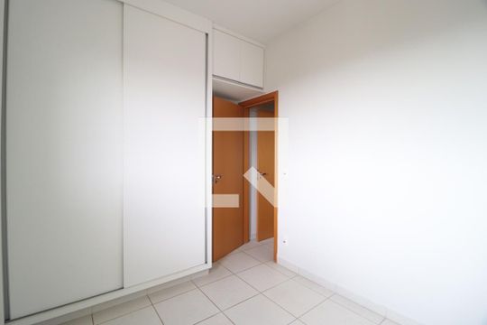 Quarto 1 - Suíte de apartamento para alugar com 2 quartos, 70m² em Umuarama, Uberlândia