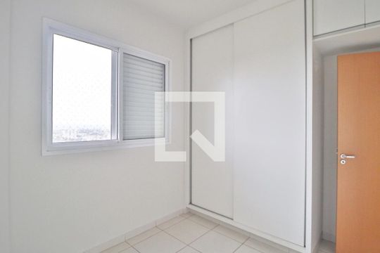 Quarto 1 - Suíte de apartamento para alugar com 2 quartos, 70m² em Umuarama, Uberlândia