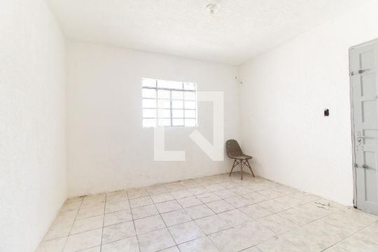 Sala de casa à venda com 3 quartos, 200m² em Guaianases, São Paulo