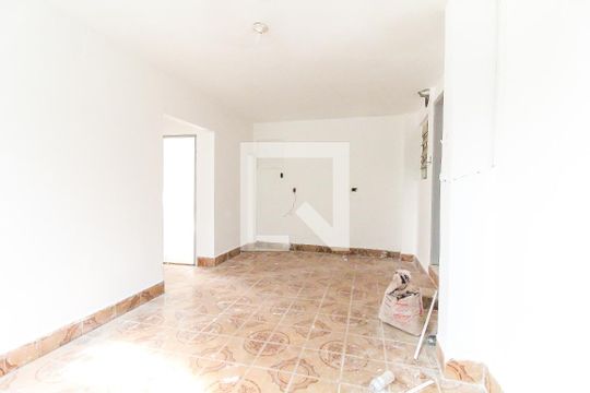 Cozinha de casa à venda com 3 quartos, 200m² em Guaianases, São Paulo