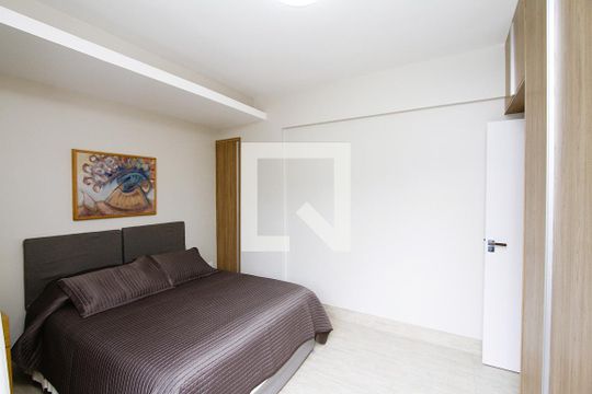 Quarto de kitnet/studio para alugar com 1 quarto, 54m² em Santa Lúcia, Belo Horizonte