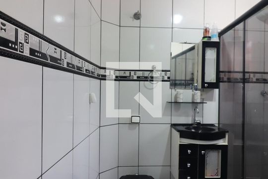 Quarto 1 - Suíte Banheiro  de casa à venda com 2 quartos, 180m² em Montanhão, São Bernardo do Campo