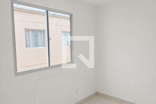 Apartamento para alugar com 2 quartos, 42m² em Guaratiba, Rio de Janeiro