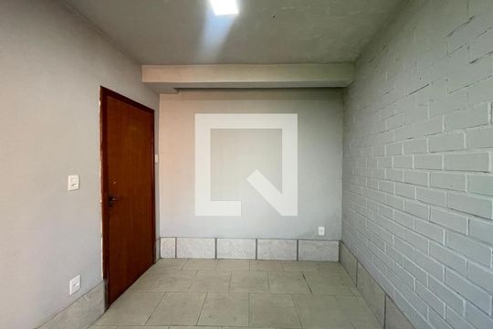 Casa para alugar com 4 quartos, 100m² em Rincão, Novo Hamburgo