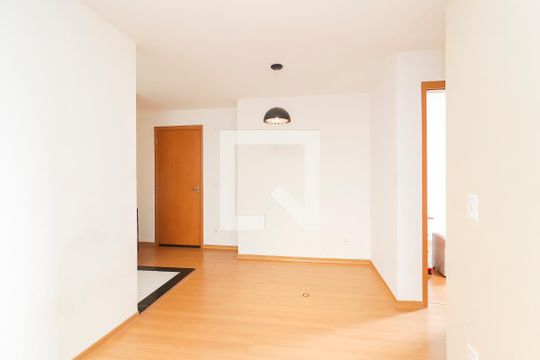 Sala de apartamento para alugar com 2 quartos, 44m² em Colônia (zona Leste), São Paulo