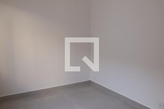 Casa de Condomínio à venda com 2 quartos, 100m² em Jardim Curitiba, Goiânia
