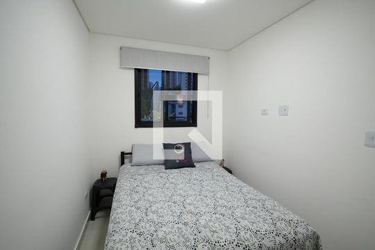 Quarto 2 de apartamento à venda com 2 quartos, 70m² em Jardim Bela Vista, Santo André