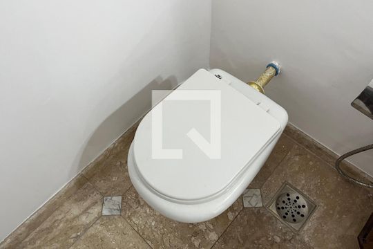 Lavabo de apartamento para alugar com 3 quartos, 189m² em Boqueirão, Santos