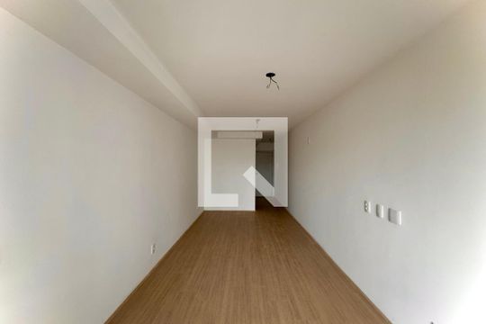 Kitnet/Studio para alugar com 1 quarto, 32m² em Centro, Rio de Janeiro