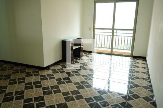 Apartamento para alugar com 3 quartos, 65m² em Vila Carrão, São Paulo