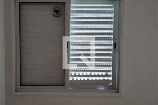 Casa à venda com 3 quartos, 180m² em Vila Camilópolis, Santo André