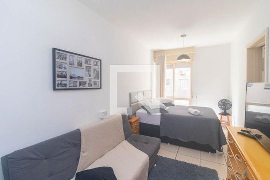 Studio  de kitnet/studio para alugar com 1 quarto, 27m² em Centro Histórico, Porto Alegre