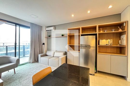 Studio de kitnet/studio para alugar com 1 quarto, 42m² em Vila Olímpia, São Paulo