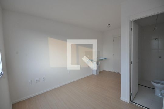 Sala/Quarto de kitnet/studio à venda com 1 quarto, 20m² em Vila Nilo, São Paulo