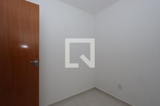 Quarto 2 de apartamento para alugar com 2 quartos, 40m² em Vila Formosa, São Paulo