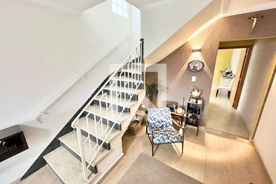 Sala de casa à venda com 3 quartos, 198m² em Água Fria, São Paulo