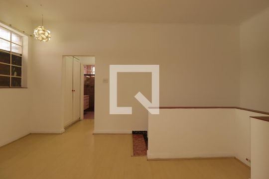 Sala de casa para alugar com 3 quartos, 133m² em Vila Assunção, Santo André