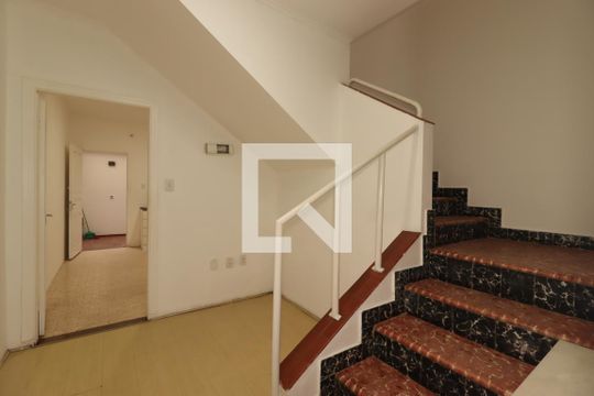 Hall entrada de casa para alugar com 3 quartos, 133m² em Vila Assunção, Santo André